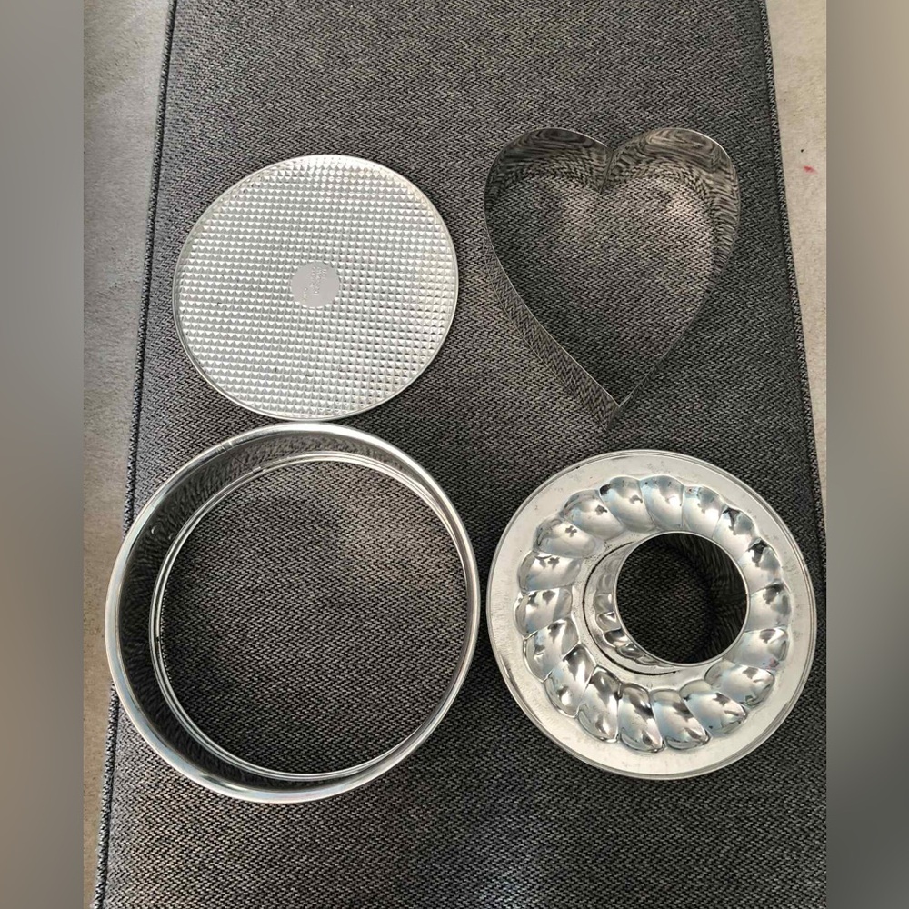Vintage 1994 Pampered Chef Springform Pan Set